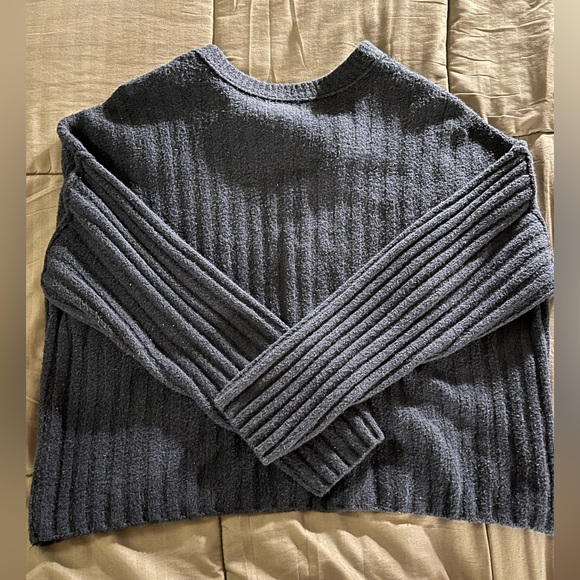 Blue sweater - Picture 4 of 5